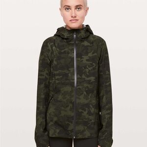 NWOT Lululemon The Rain Is Calling Jacket II Incognito Camo Multi Gator Green‌‌